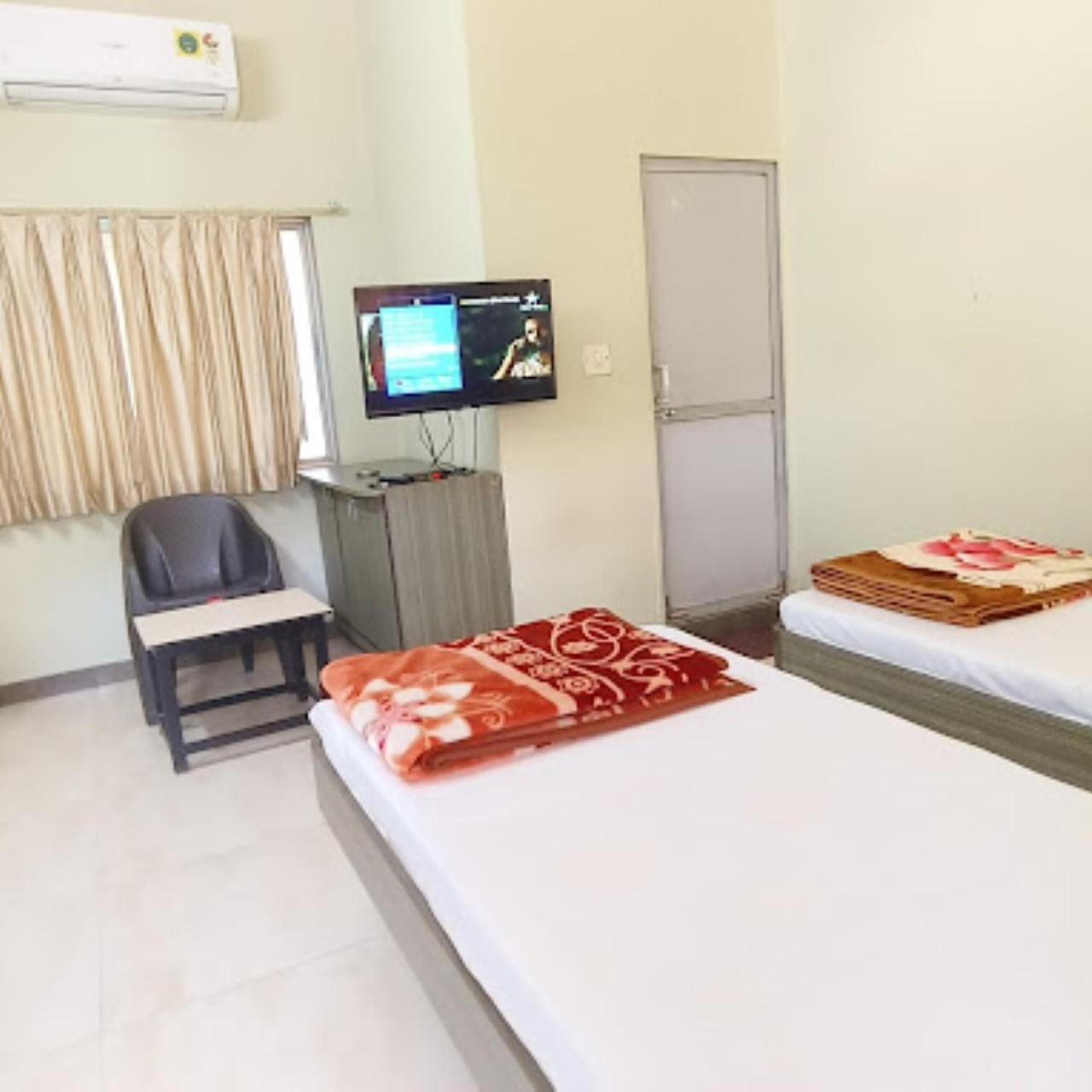 Hotel Anjali Palace Bhuj Exterior foto